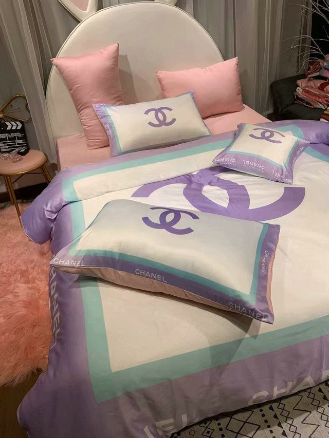 pink chanel bedding set